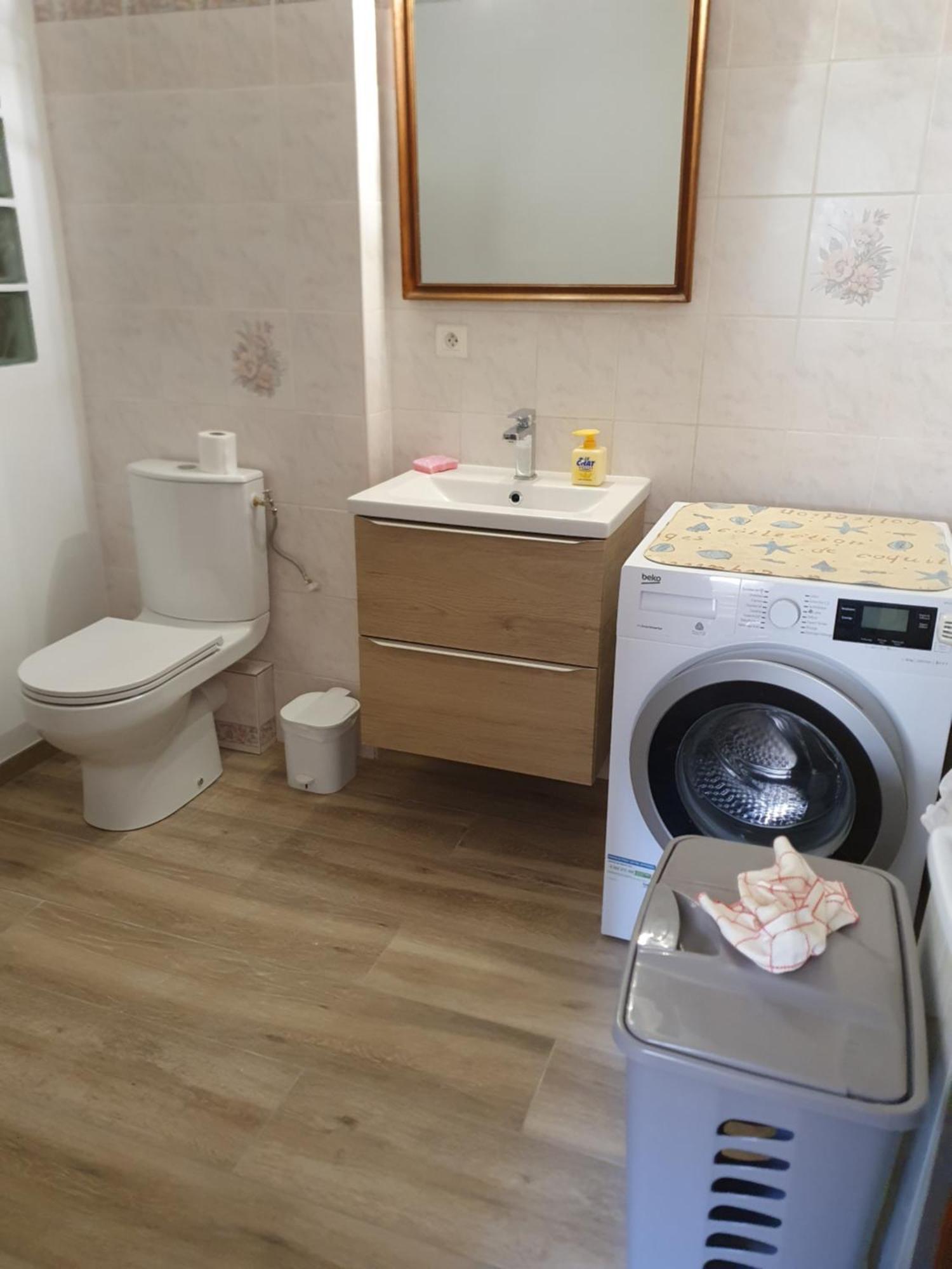 Appartement T2 Bas De Villa Avec Jardinet Au Calme Proche Mer La Seyne-sur-Mer Bagian luar foto