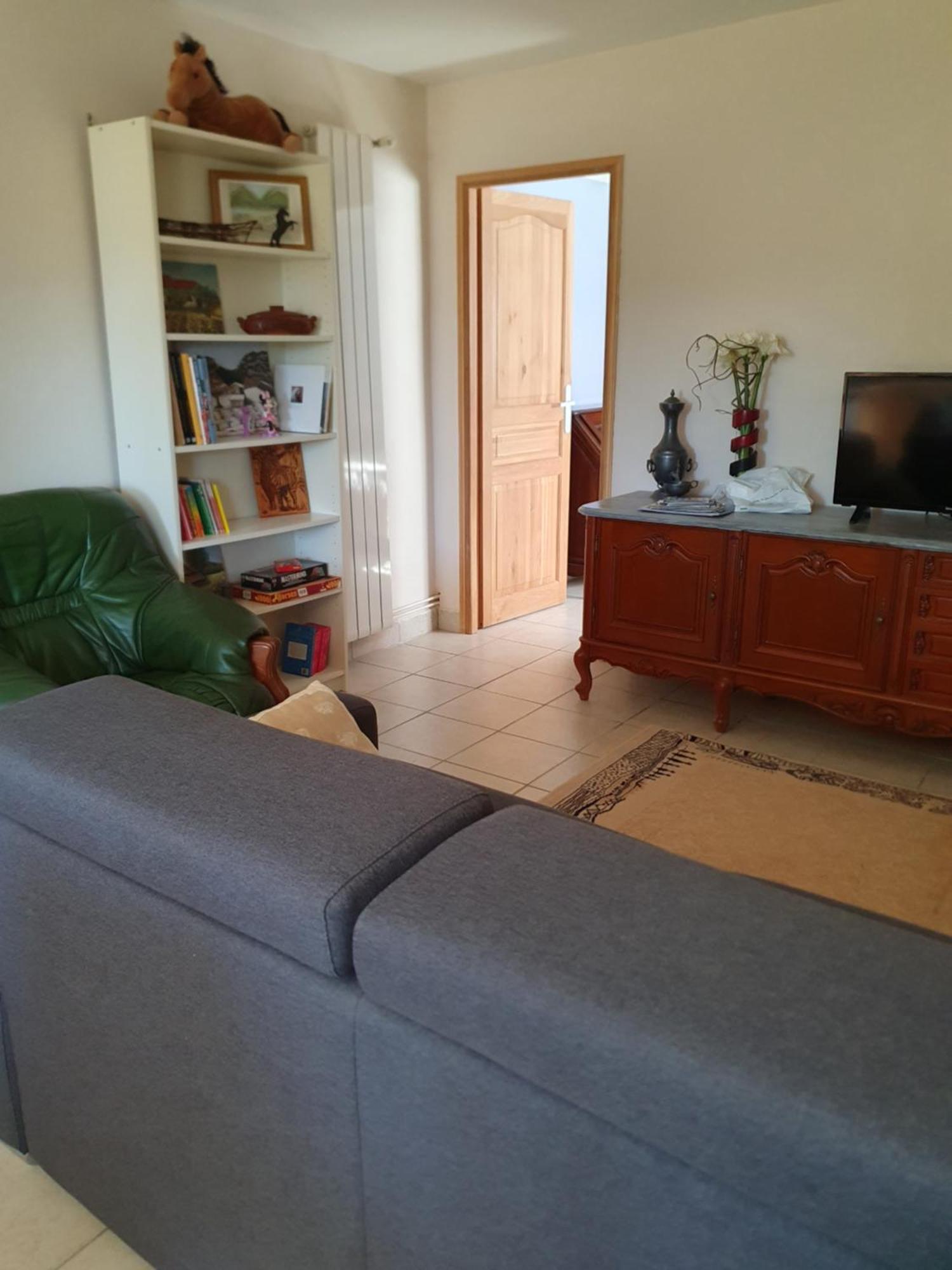 Appartement T2 Bas De Villa Avec Jardinet Au Calme Proche Mer La Seyne-sur-Mer Bagian luar foto